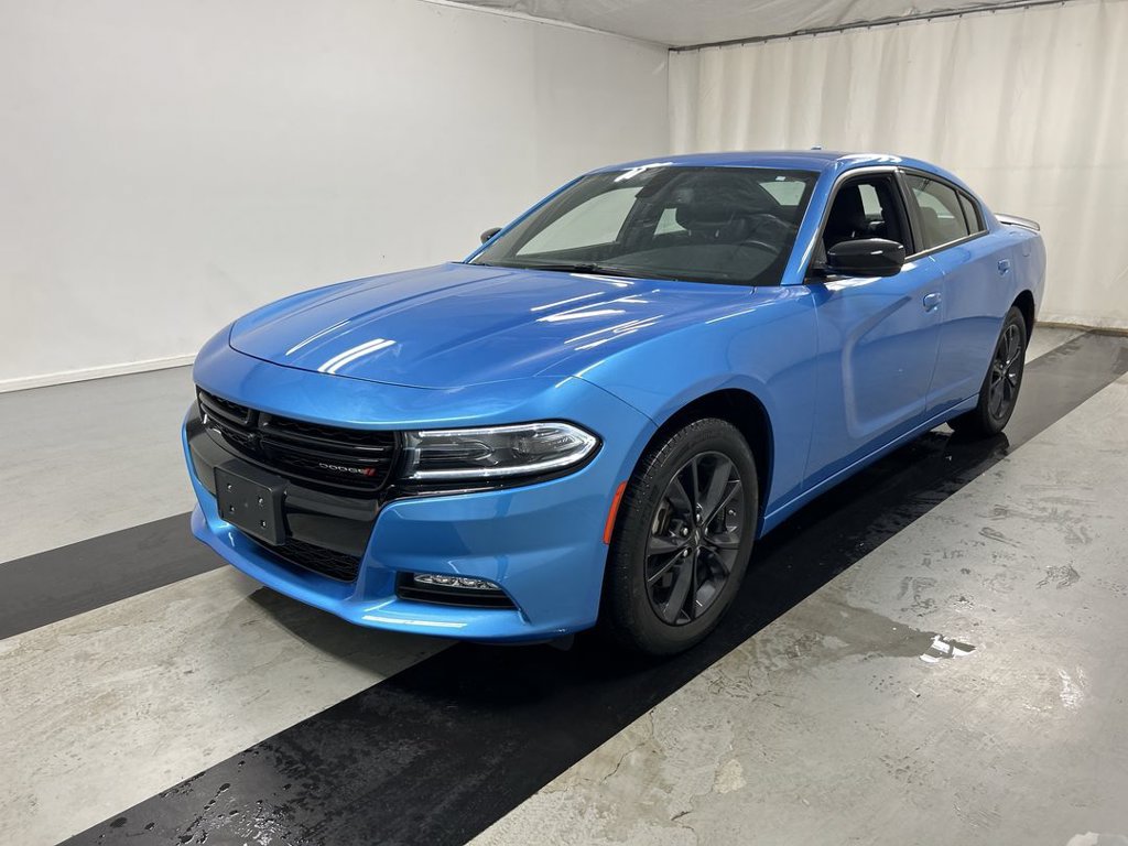 Used 2023 Dodge Charger SXT w/ Blacktop Package AWD/4WD image 5
