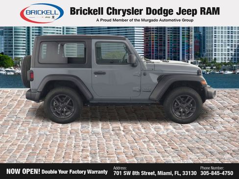 Used 2024 Jeep Wrangler Sport AWD/4WD image 9
