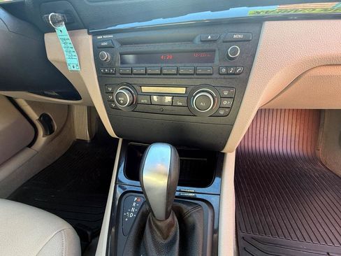 Used 2010 BMW 128i Coupe image 16