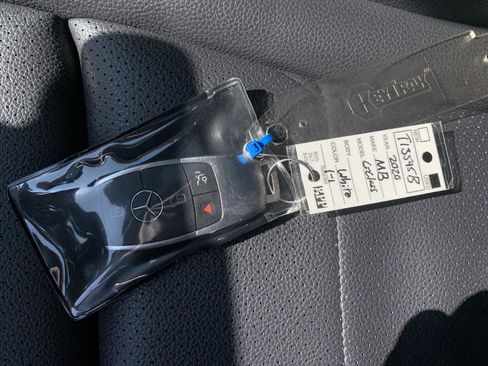 Used 2020 Mercedes-Benz C 300 Sedan image 37