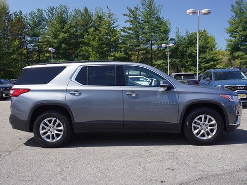 Used 2020 Chevrolet Traverse LT AWD/4WD image 16