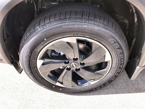 New 2026 Nissan Rogue SV image 10