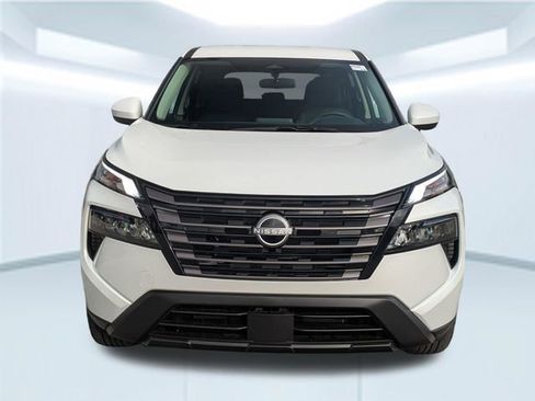New 2026 Nissan Rogue SV FWD image 10