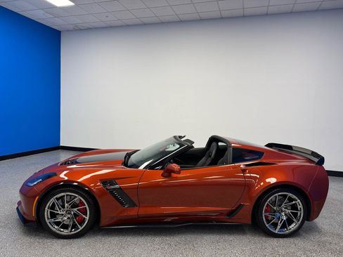 Used 2016 Chevrolet Corvette Z06 w/ 2LZ Preferred Equipment Group RWD image 6