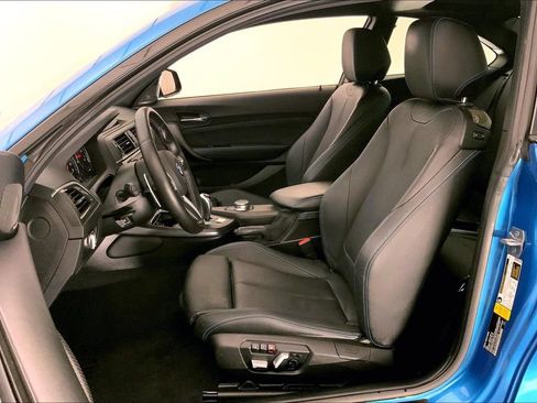 Used 2018 BMW M2 RWD image 13