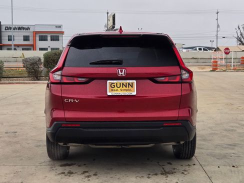 Used 2023 Honda CR-V EX image 4