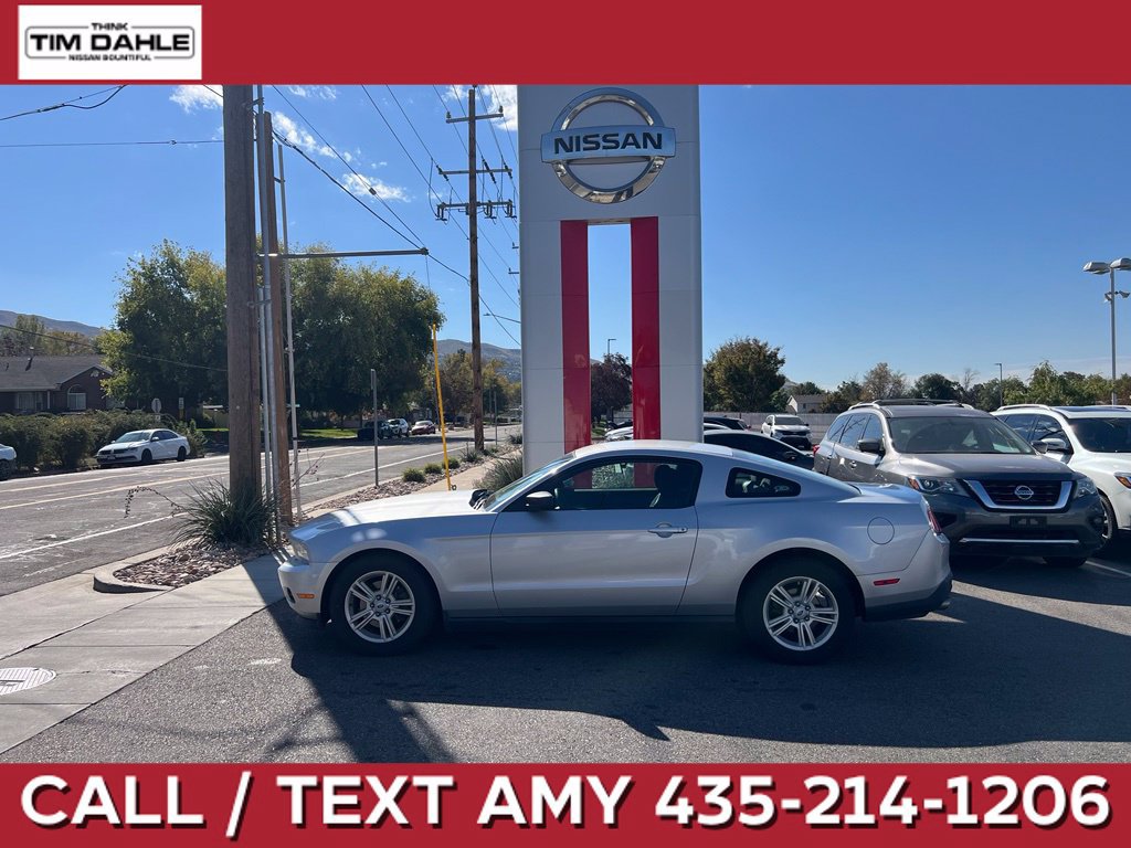Used 2012 Ford Mustang Coupe RWD image 1