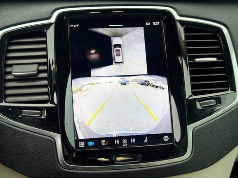 Used 2024 Volvo XC90 B6 Plus w/ Protection Package Premier image 20