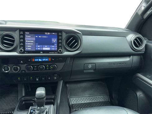 Used 2021 Toyota Tacoma TRD Sport image 20