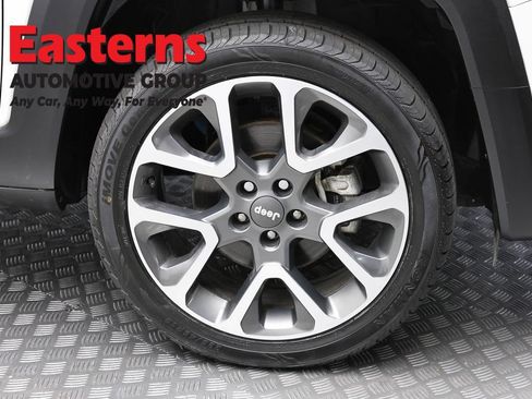 Used 2022 Jeep Renegade Limited w/ Sun, Sound & Wheels Group AWD/4WD image 32