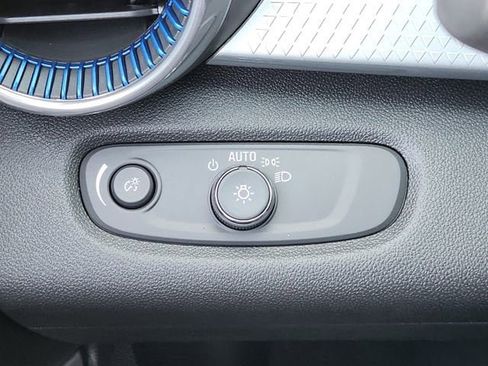 New 2026 Chevrolet Trax LT w/ Driver Confidence Package image 44