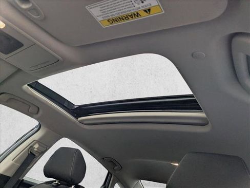 Certified 2025 Honda Accord SE image 17