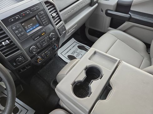 Used 2019 Ford F250 XL w/ XL Value Package image 25