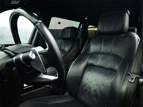Used 2022 Land Rover Range Rover Long Wheelbase Autobiography image 16