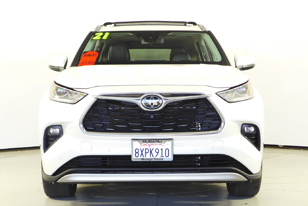 Used 2021 Toyota Highlander Platinum AWD/4WD image 3