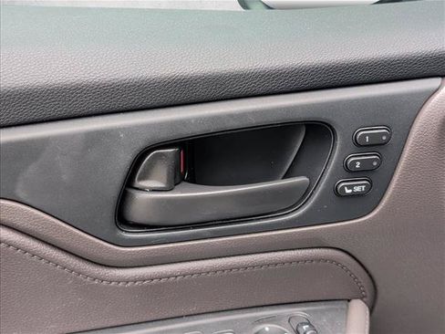 Used 2024 Honda Odyssey EX-L image 12
