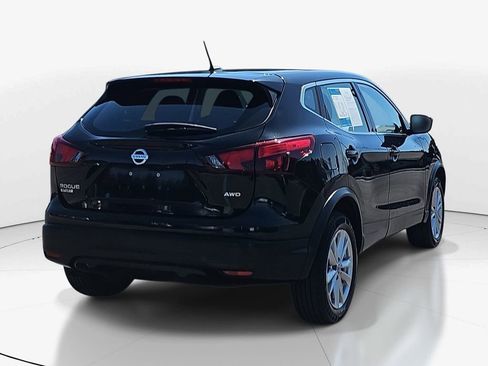 Used 2019 Nissan Rogue Sport S w/ Appearance Package image 5