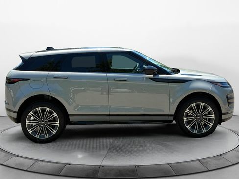 New 2026 Land Rover Range Rover Evoque Dynamic SE AWD/4WD image 8