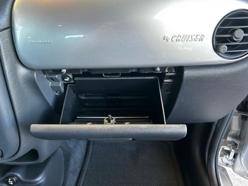 Used 2005 Chrysler PT Cruiser GT FWD image 29