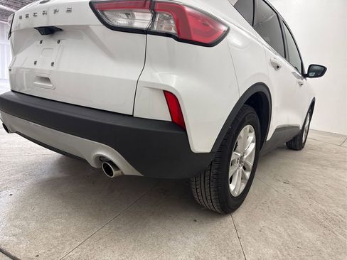 Used 2022 Ford Escape SE FWD image 20