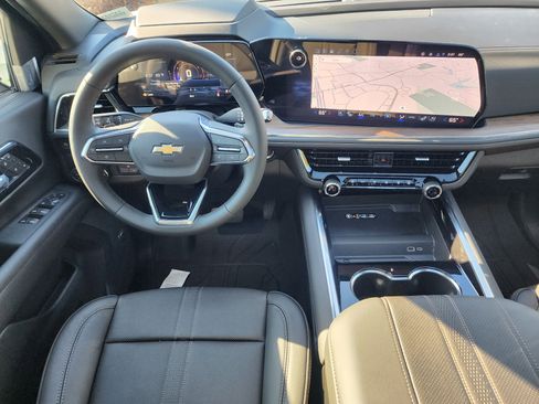 New 2026 Chevrolet Suburban High Country image 21