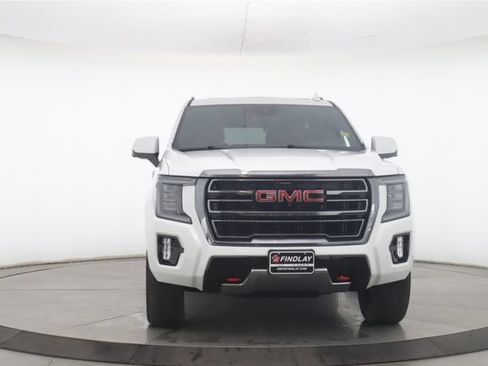 Used 2023 GMC Yukon AT4 w/ AT4 Premium Plus Package AWD/4WD image 12