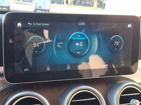 Used 2022 Mercedes-Benz GLC 300 4MATIC image 17