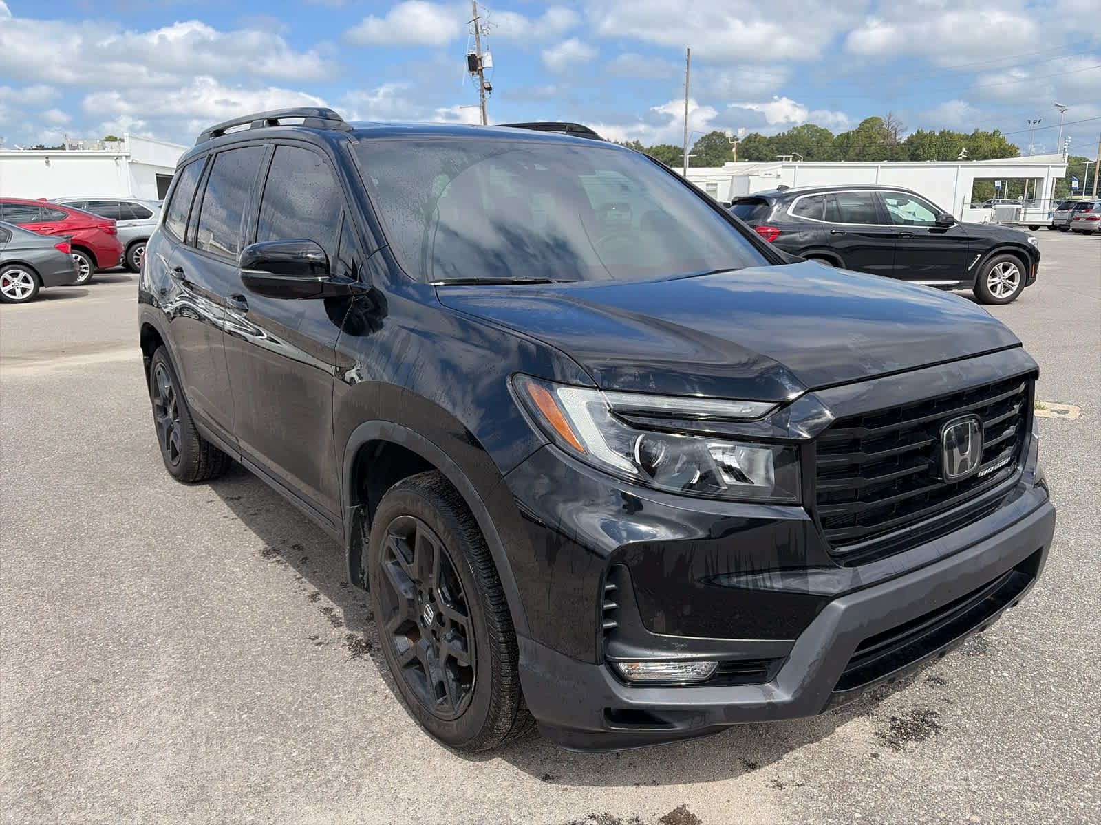 Used 2025 Honda Passport Black Edition image 3