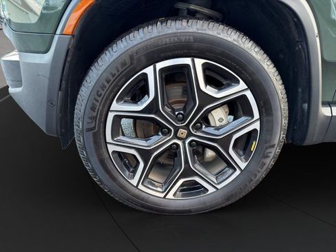 Used 2023 Rivian R1T Adventure image 21