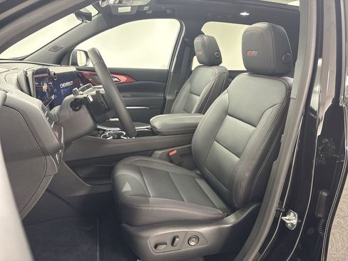New 2026 Chevrolet Traverse Z71 w/ Enhanced Driving Package image 10