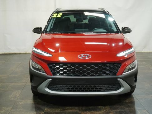 Used 2022 Hyundai Kona SEL w/ Cargo Package AWD/4WD image 7