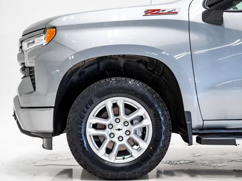 Used 2024 Chevrolet Silverado 1500 RST AWD/4WD image 27