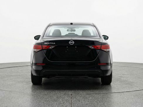 Used 2025 Nissan Sentra S image 7