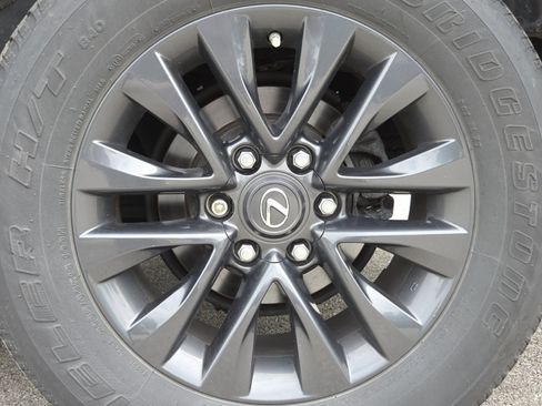 Used 2022 Lexus GX 460 Premium AWD/4WD image 15