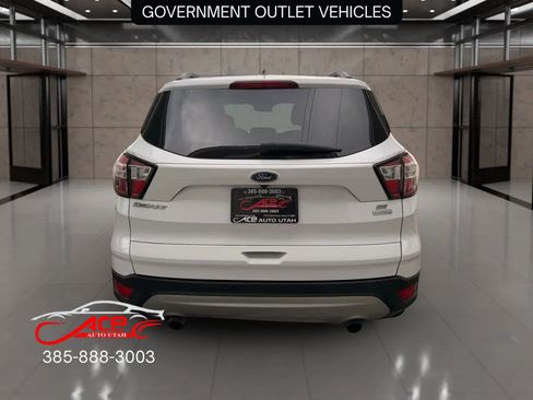 Used 2018 Ford Escape SE image 6
