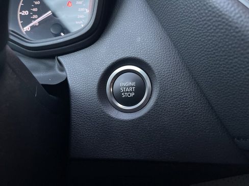 Used 2025 Toyota Corolla SE w/ Convenience Package image 27