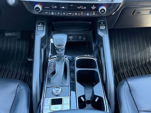 Used 2023 Kia Telluride S w/ S Sunroof Package image 18