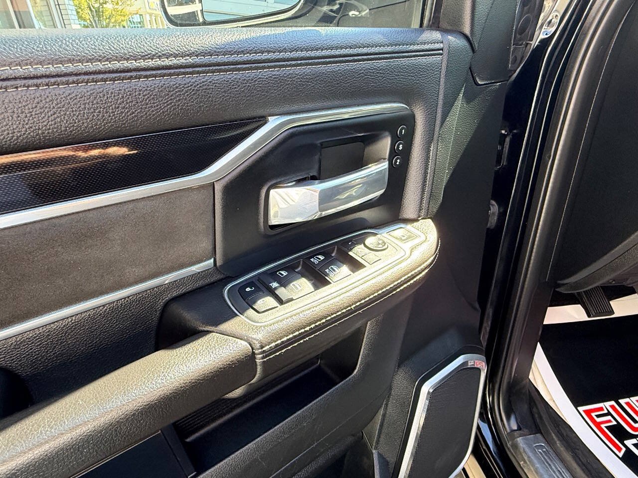 Used 2021 RAM 3500 Laramie AWD/4WD image 18