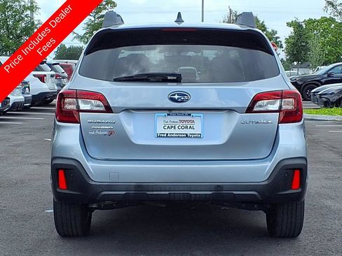 Used 2019 Subaru Outback 2.5i Limited AWD/4WD image 6