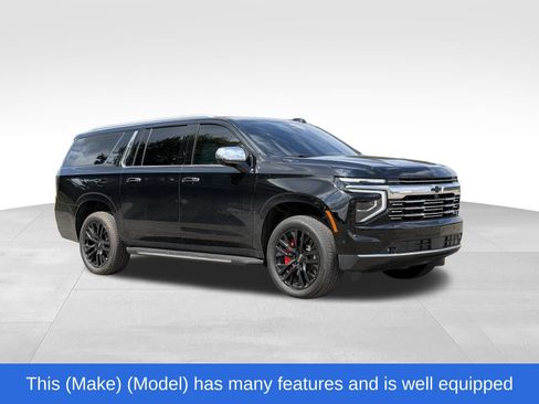 Used 2025 Chevrolet Suburban Premier AWD/4WD image 10