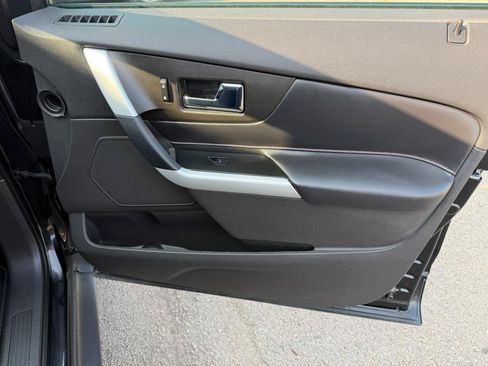 Used 2013 Ford Edge SEL FWD image 20