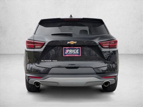 Used 2025 Chevrolet Blazer LT image 6