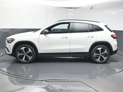 New 2026 Mercedes-Benz GLA 250 image 5