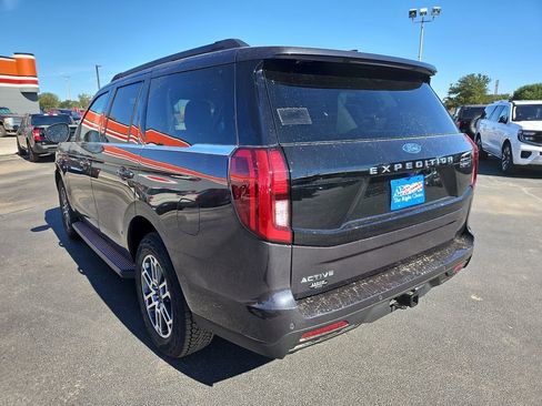 New 2025 Ford Expedition Active image 9