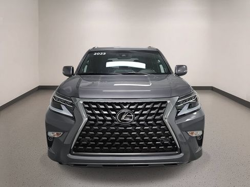 Used 2023 Lexus GX 460 Premium w/ Premium Package AWD/4WD image 9