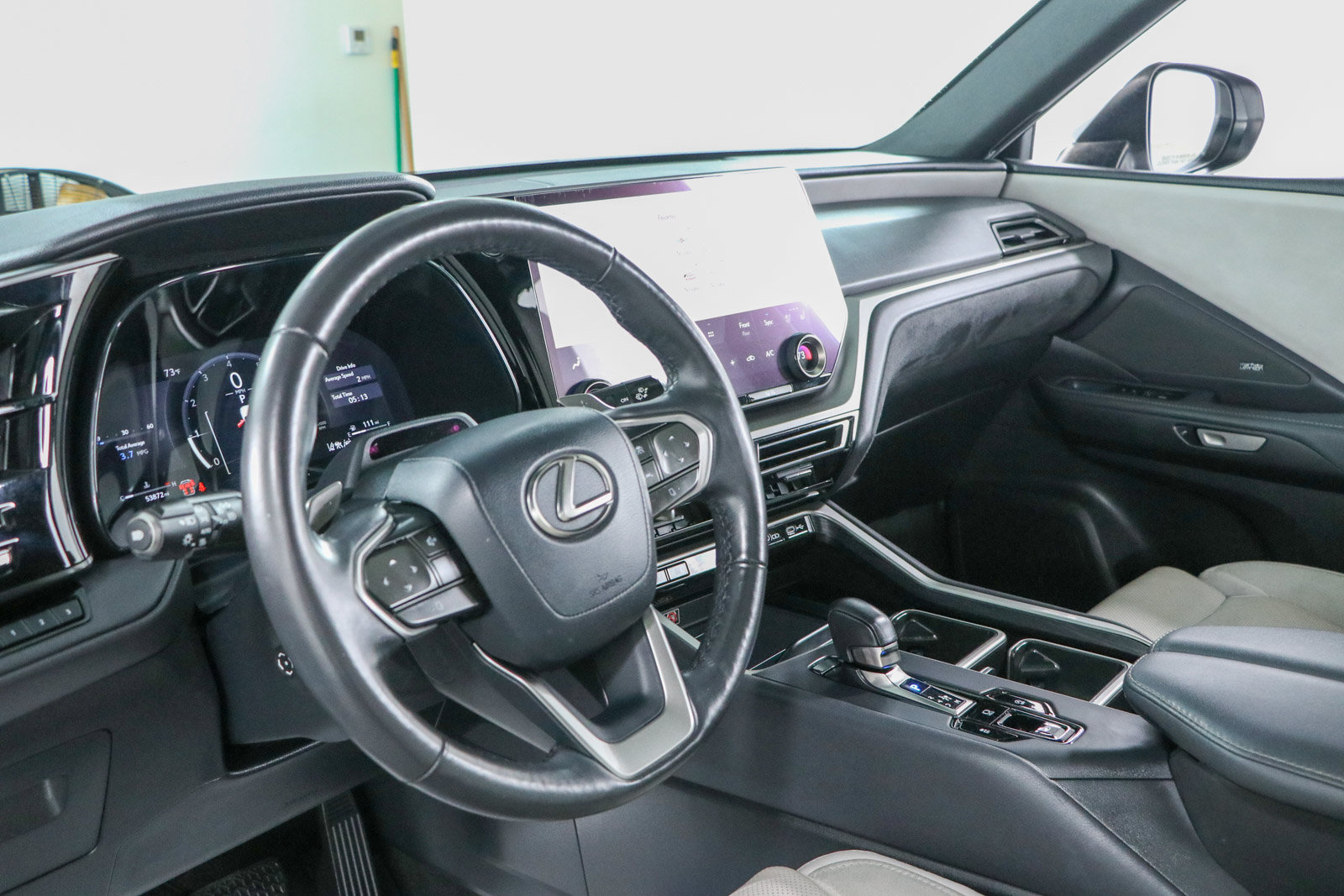 Used 2024 Lexus TX 350 FWD w/ Technology Package image 25