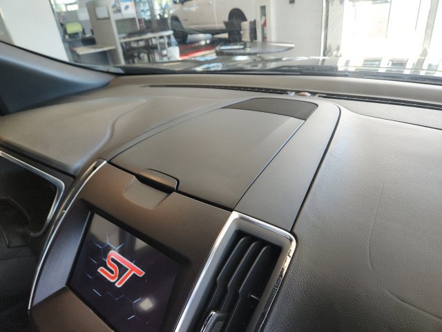 Used 2019 Ford Edge ST w/ Equipment Group 401A AWD/4WD image 14