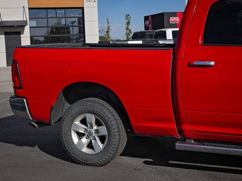 Used 2017 RAM 1500 Classic SLT image 7