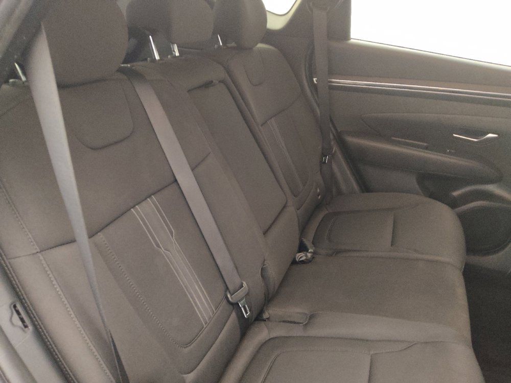 Used 2023 Hyundai Tucson SEL FWD image 19