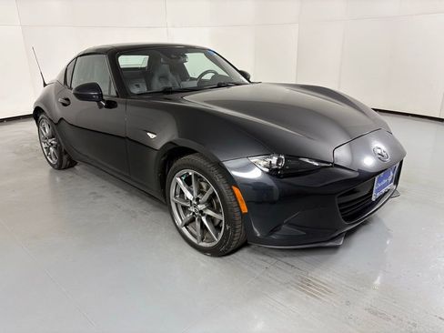 Used 2023 MAZDA MX-5 Miata Grand Touring image 2